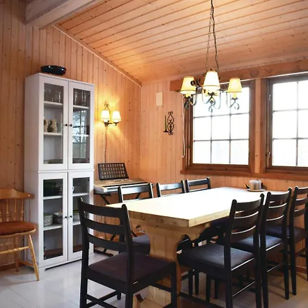 Four-bedroom In Semesterbostad *